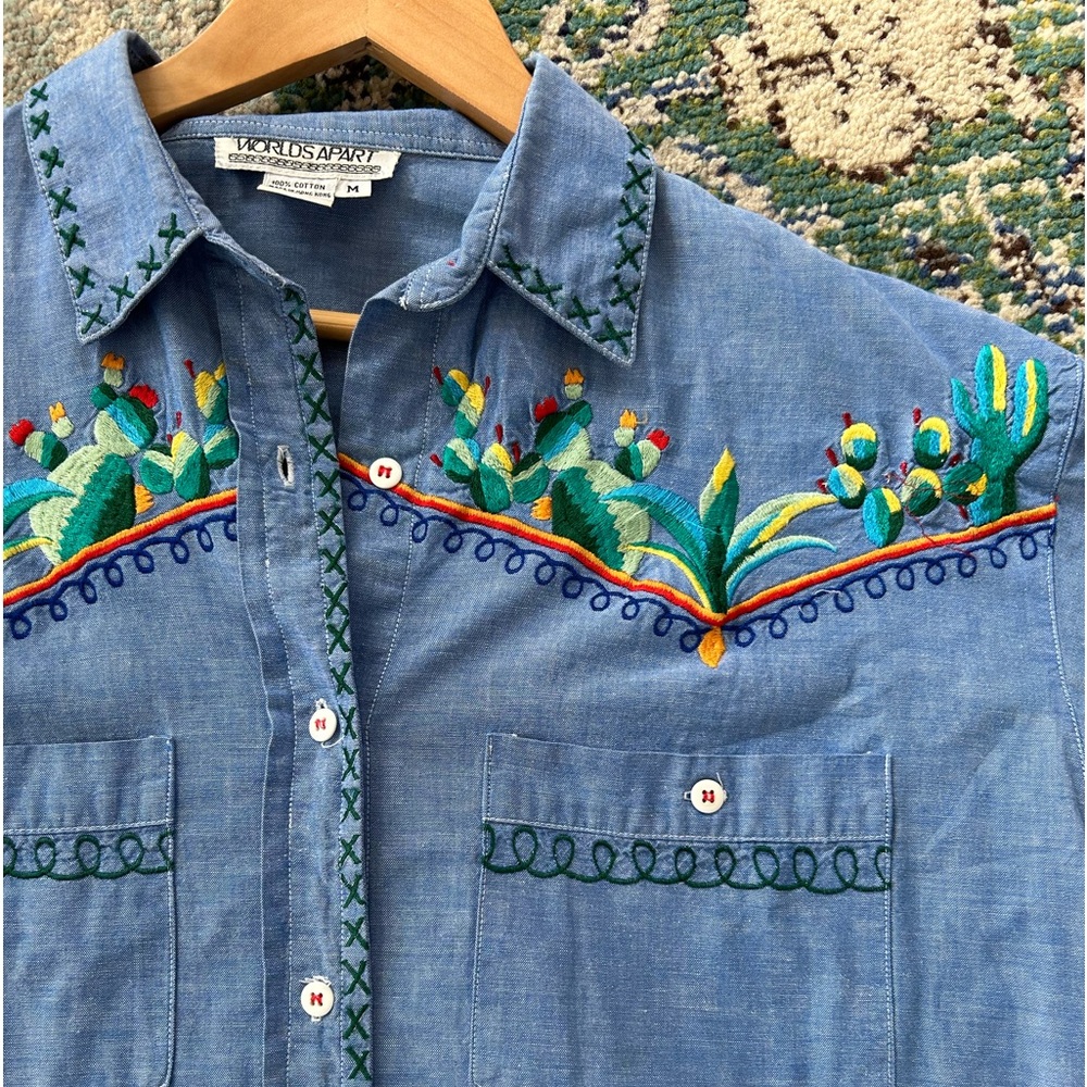 Worlds Apart | Cactus Collared Embroidered 100% cotton Button Up | Sz Med